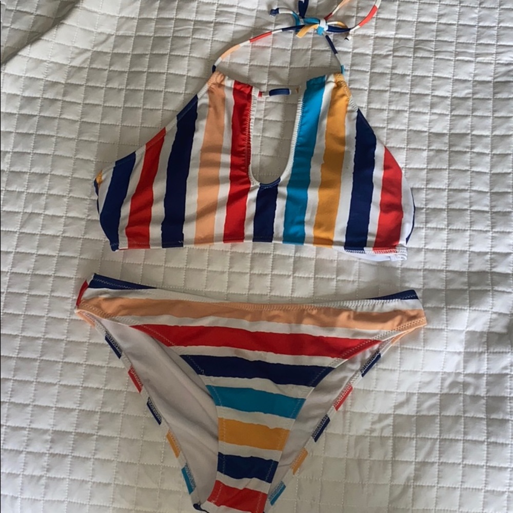 CUPSHE bikini